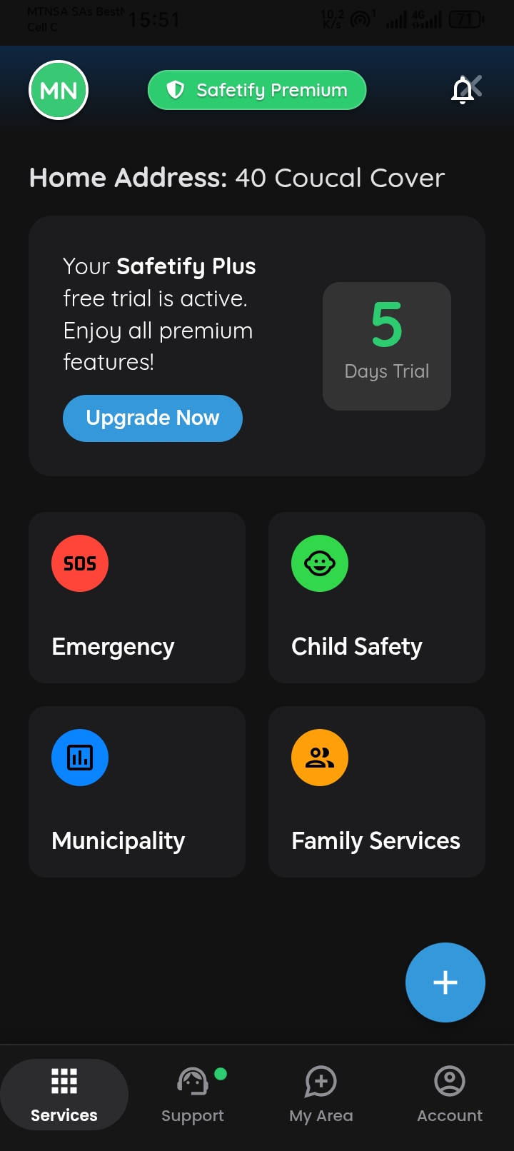 A smartphone displaying the Safetify app's main dashboard and map screen.